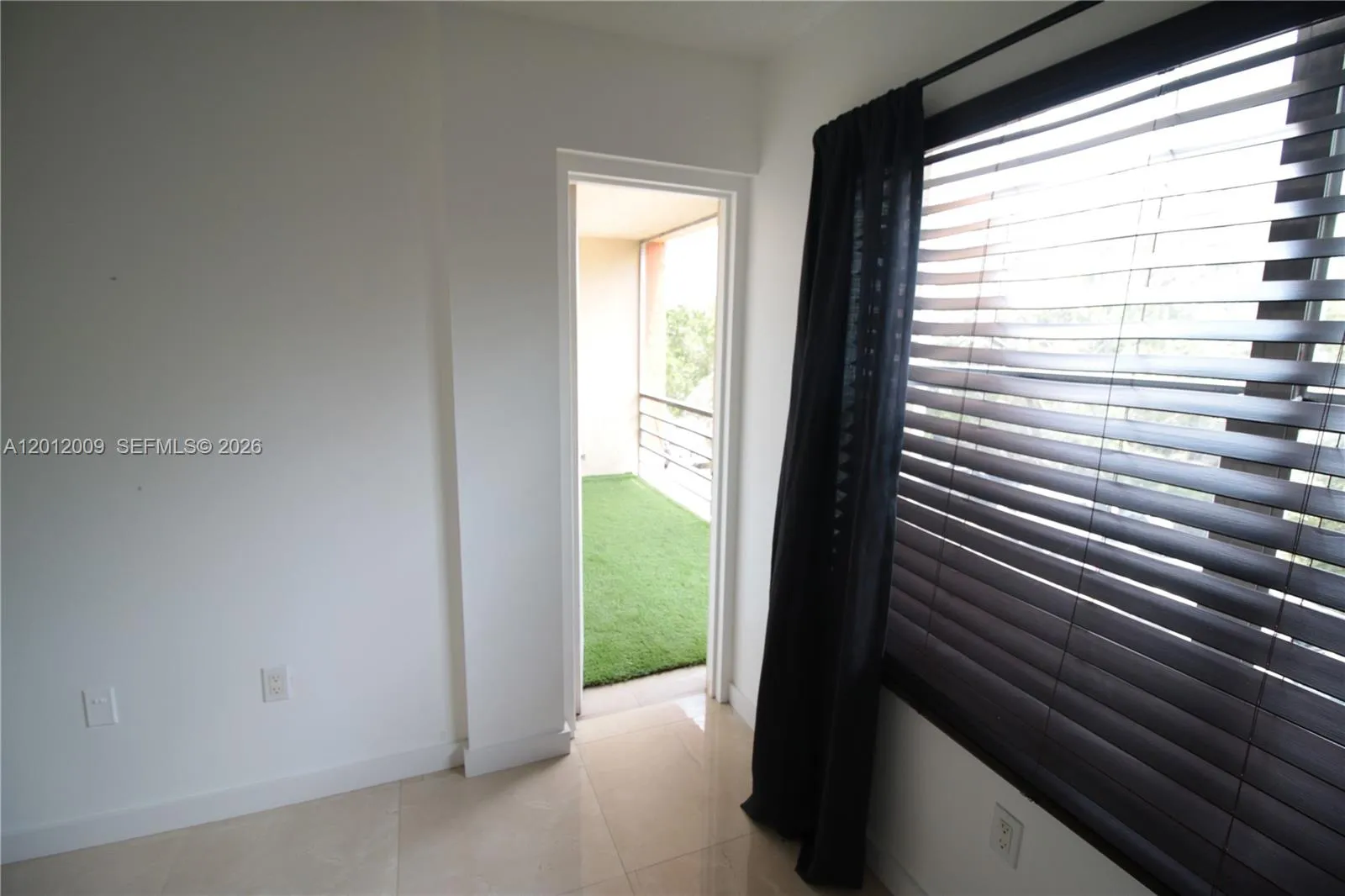 4314 Nw 9th Ave 4-3c, Deerfield Beach, Florida 330, Deerfield Beach, Florida 33064, 2 Bedrooms Bedrooms, ,2 BathroomsBathrooms,Residential,For Sale,4314 Nw 9th Ave 4-3c, Deerfield Beach, Florida 330,A12012009