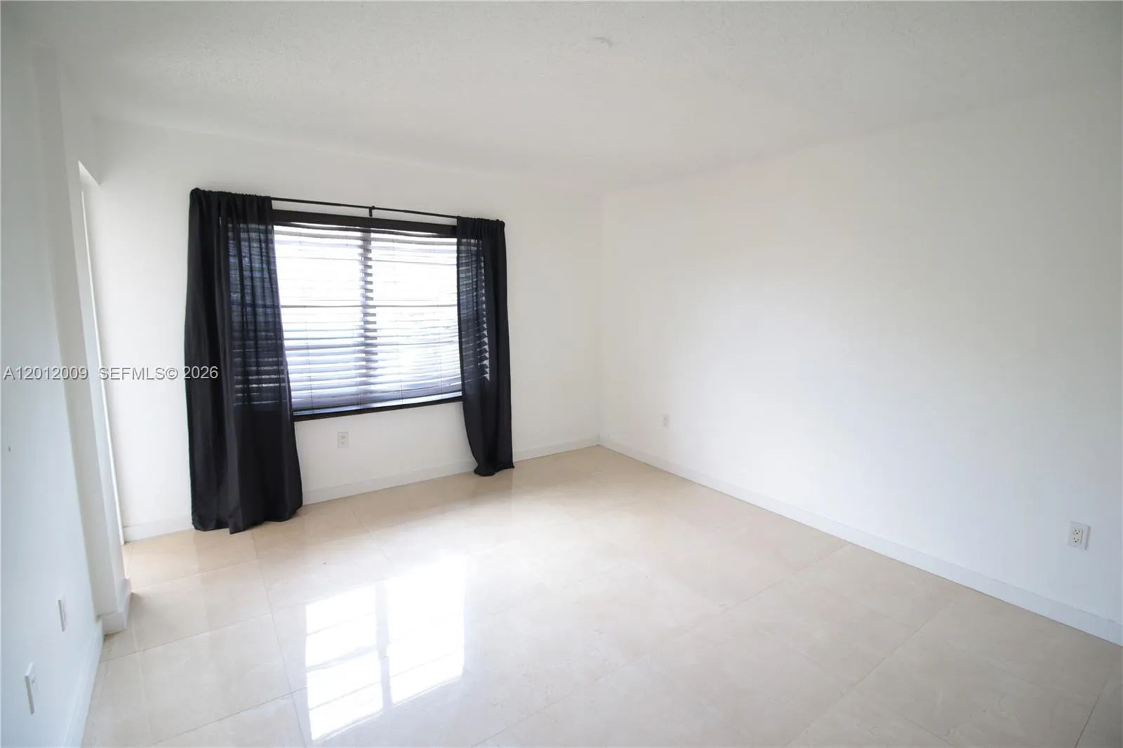 4314 Nw 9th Ave 4-3c, Deerfield Beach, Florida 330, Deerfield Beach, Florida 33064, 2 Bedrooms Bedrooms, ,2 BathroomsBathrooms,Residential,For Sale,4314 Nw 9th Ave 4-3c, Deerfield Beach, Florida 330,A12012009