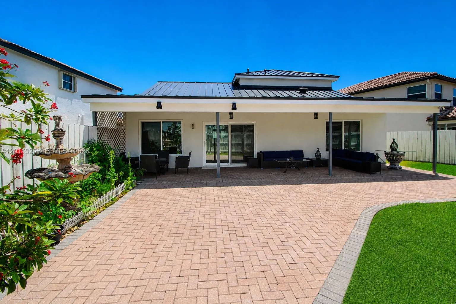 18083 Sw 13th St, Pembroke Pines, Florida 33029, Pembroke Pines, Florida 33029, 4 Bedrooms Bedrooms, ,2 BathroomsBathrooms,Residential,For Sale,18083 Sw 13th St, Pembroke Pines, Florida 33029,A12011925
