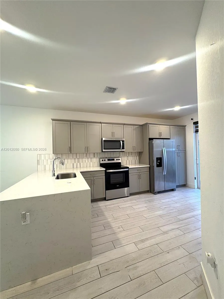 135 Sw 171st Ln 135, Pembroke Pines, Florida 33027, Pembroke Pines, Florida 33027, 4 Bedrooms Bedrooms, ,3 BathroomsBathrooms,Residential Lease,For Rent,135 Sw 171st Ln 135, Pembroke Pines, Florida 33027,A12012050