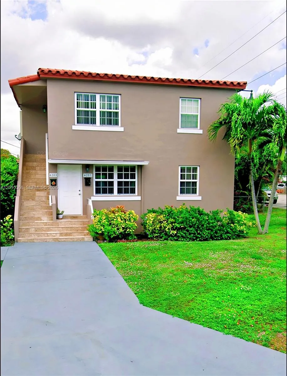 6201 Sw 21st St 6203, Miami, Florida 33155, Miami, Florida 33155, 2 Bedrooms Bedrooms, ,1 BathroomBathrooms,Residential Lease,For Rent,6201 Sw 21st St 6203, Miami, Florida 33155,A12010308 6201 Sw 21st St 6203, Miami, Florida 33155, Miami, Florida 33155, 2 Bedrooms Bedrooms, ,1 BathroomBathrooms,Residential Lease,For Rent,6201 Sw 21st St 6203, Miami, Florida 33155,A12010308