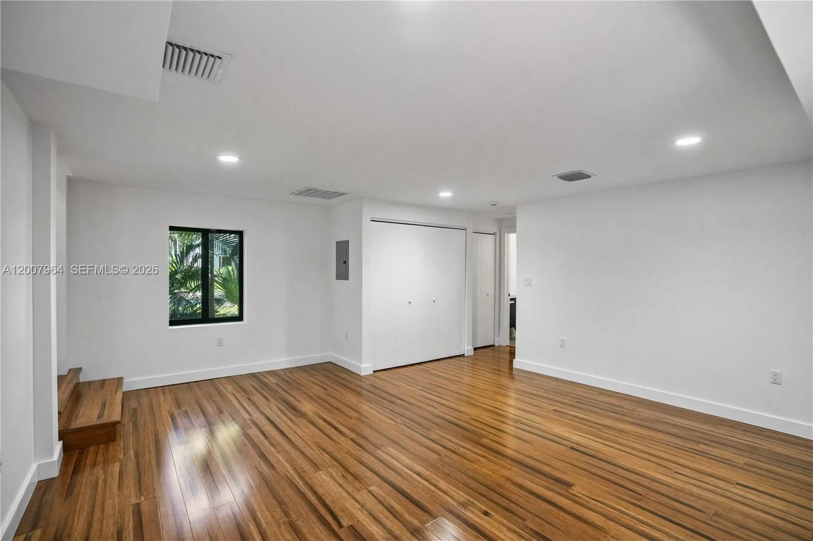 476 Ne 119th St, Biscayne Park, Florida 33161, Biscayne Park, Florida 33161, 4 Bedrooms Bedrooms, ,3 BathroomsBathrooms,Residential,For Sale,476 Ne 119th St, Biscayne Park, Florida 33161,A12007964