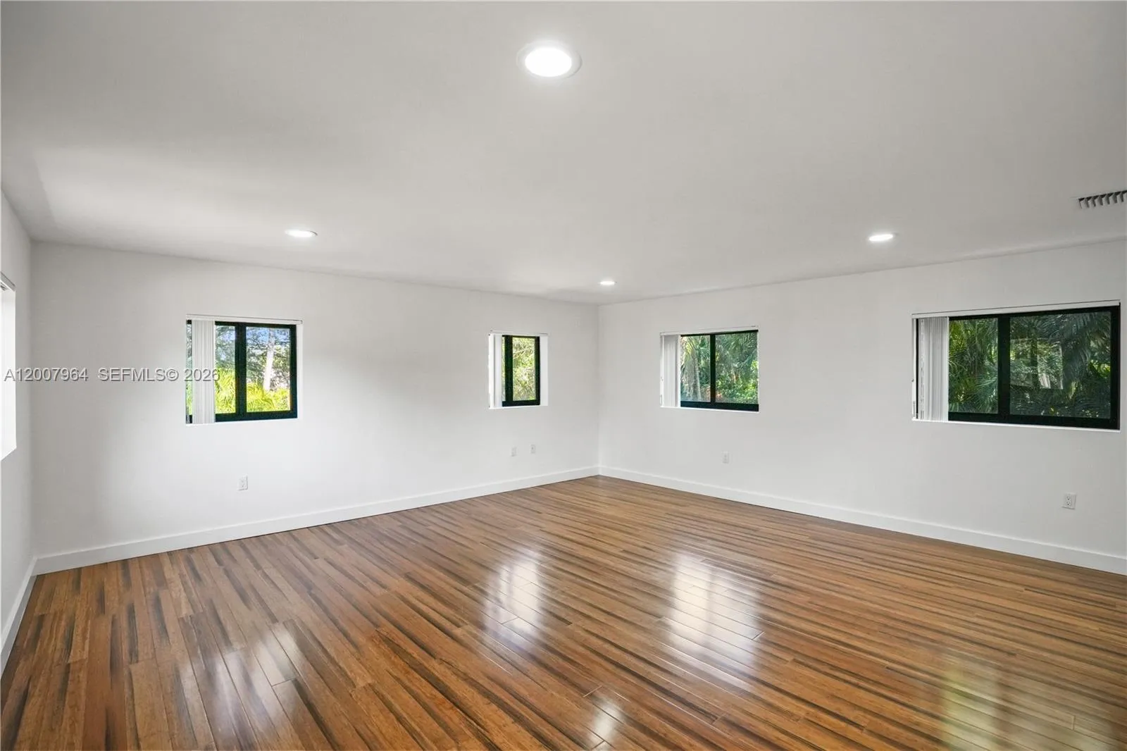 476 Ne 119th St, Biscayne Park, Florida 33161, Biscayne Park, Florida 33161, 4 Bedrooms Bedrooms, ,3 BathroomsBathrooms,Residential,For Sale,476 Ne 119th St, Biscayne Park, Florida 33161,A12007964