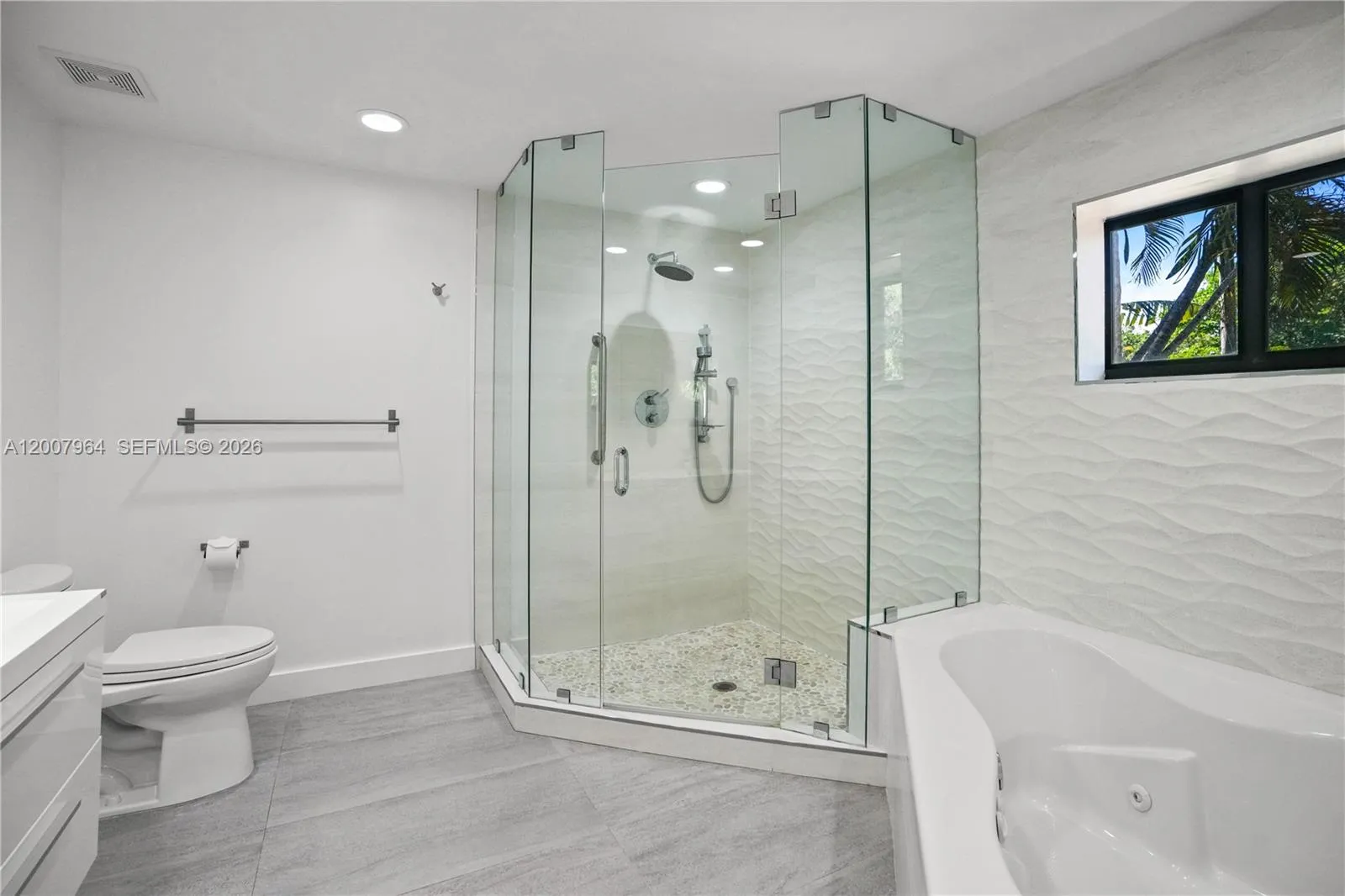 476 Ne 119th St, Biscayne Park, Florida 33161, Biscayne Park, Florida 33161, 4 Bedrooms Bedrooms, ,3 BathroomsBathrooms,Residential,For Sale,476 Ne 119th St, Biscayne Park, Florida 33161,A12007964