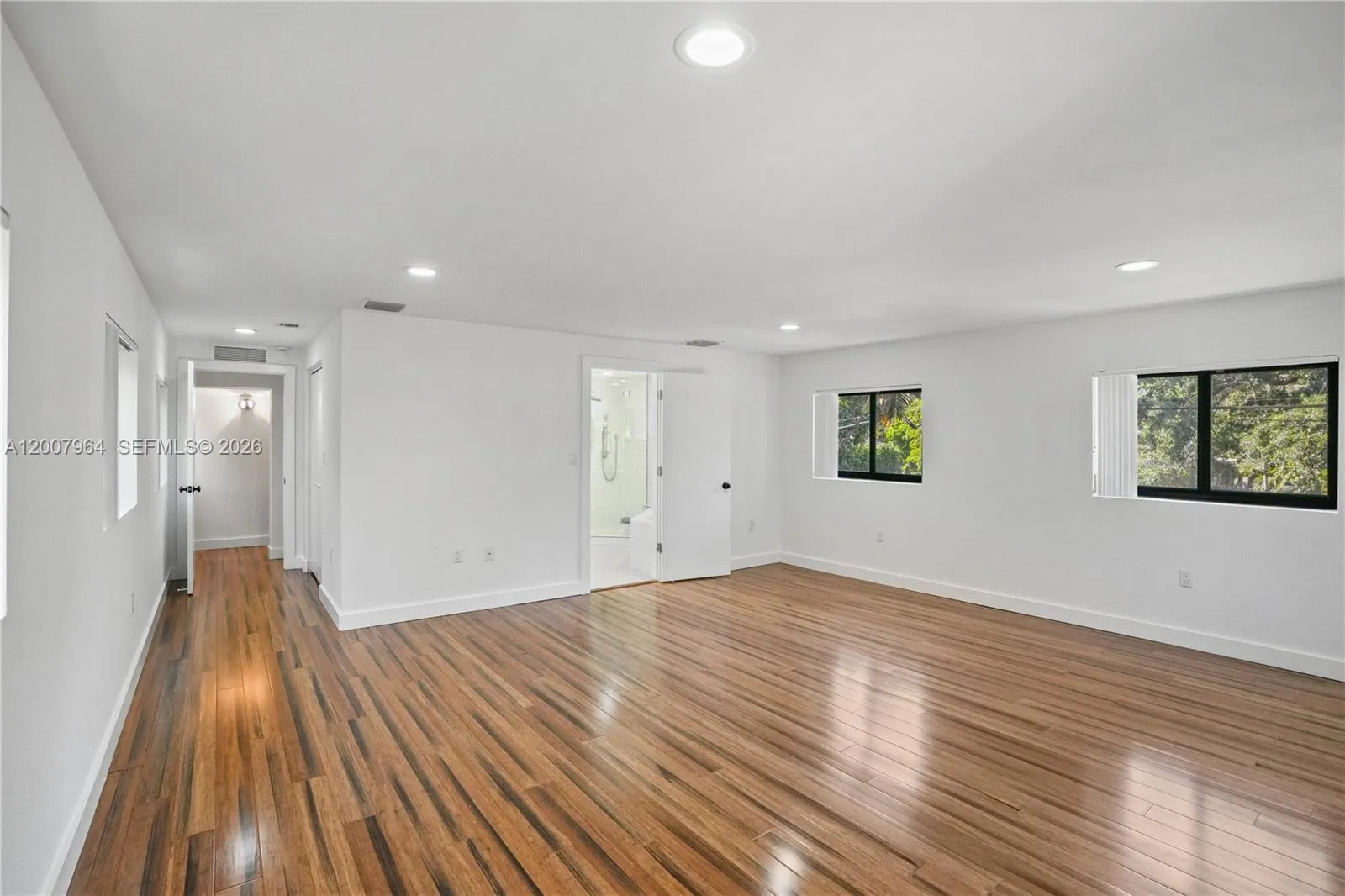 476 Ne 119th St, Biscayne Park, Florida 33161, Biscayne Park, Florida 33161, 4 Bedrooms Bedrooms, ,3 BathroomsBathrooms,Residential,For Sale,476 Ne 119th St, Biscayne Park, Florida 33161,A12007964