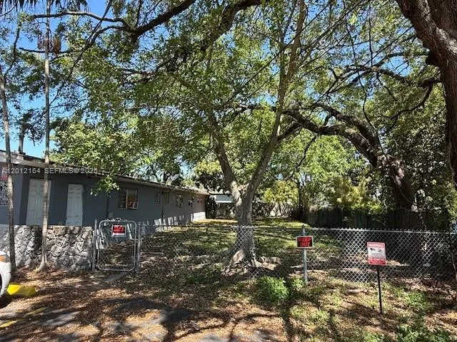 151 Nw 164th St, Miami, Florida 33169, Miami, Florida 33169, ,Residential Income,For Sale,151 Nw 164th St, Miami, Florida 33169,A12012164