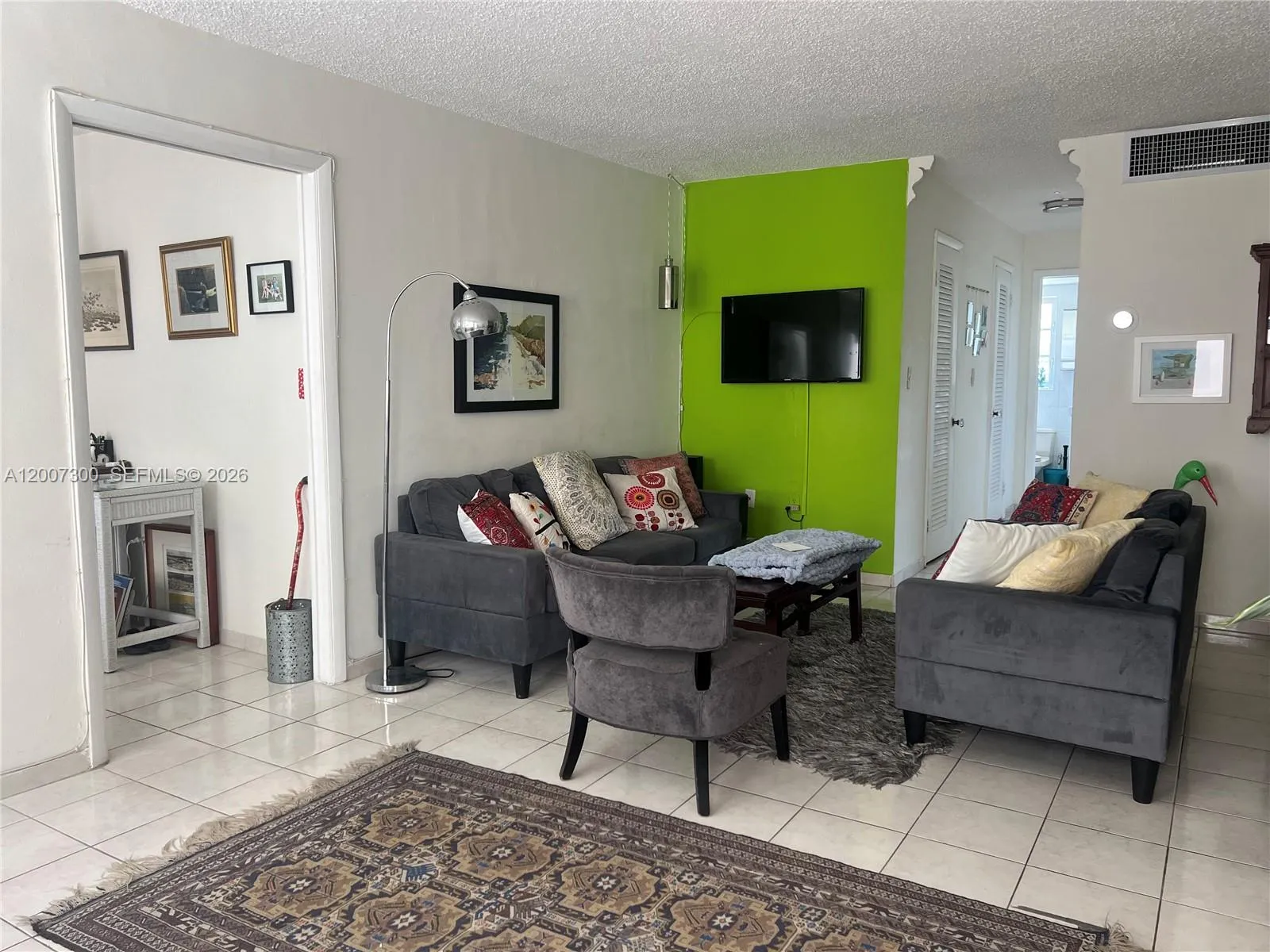 1820 James Ave 4e, Miami Beach, Florida 33139, Miami Beach, Florida 33139, 1 Bedroom Bedrooms, ,1 BathroomBathrooms,Residential,For Sale,1820 James Ave 4e, Miami Beach, Florida 33139,A12007300