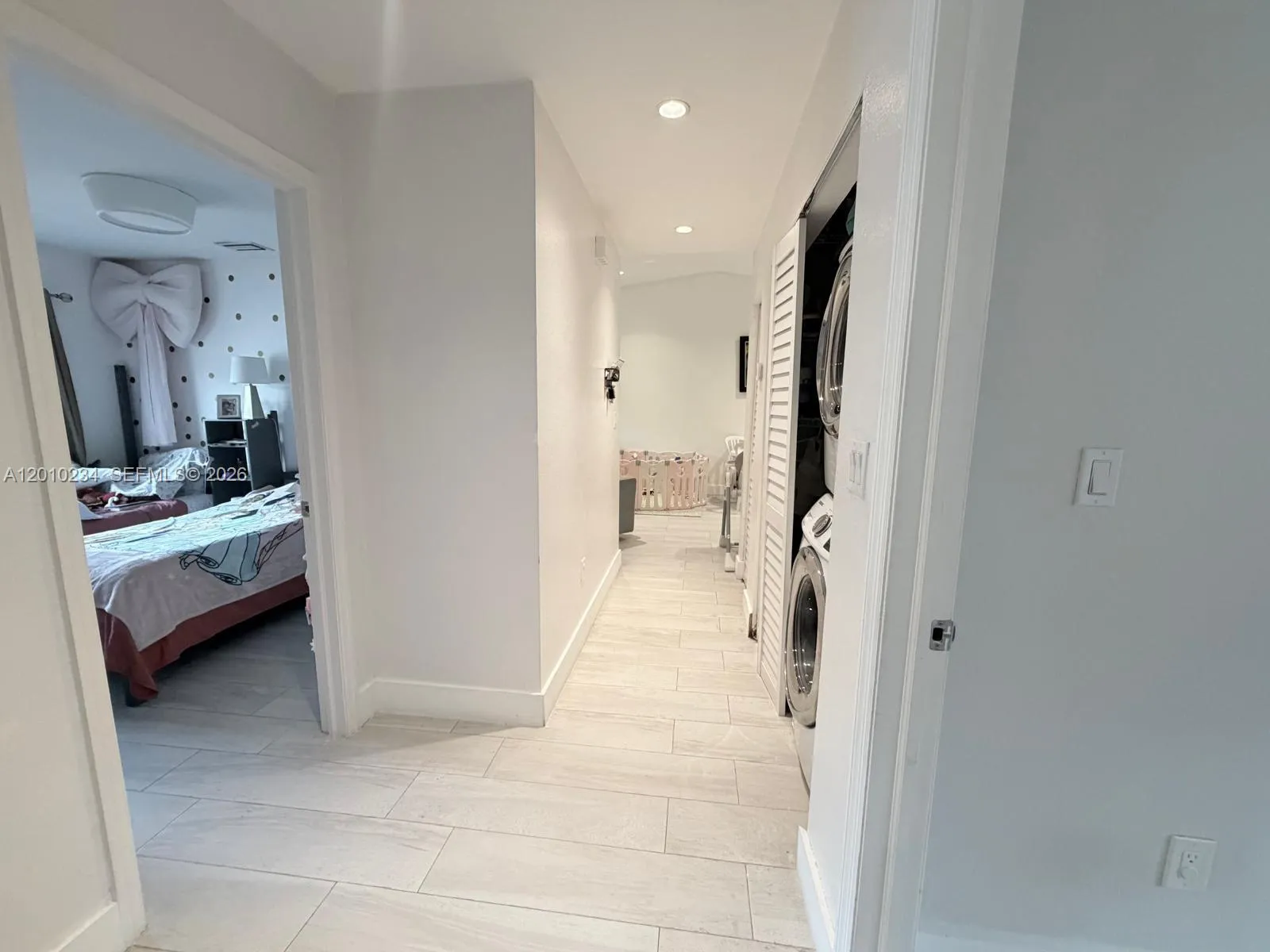 7560 Nw 173rd Ln, Hialeah, Florida 33015, Hialeah, Florida 33015, 3 Bedrooms Bedrooms, ,2 BathroomsBathrooms,Residential,For Sale,7560 Nw 173rd Ln, Hialeah, Florida 33015,A12010234