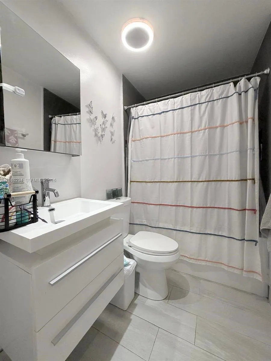 7560 Nw 173rd Ln, Hialeah, Florida 33015, Hialeah, Florida 33015, 3 Bedrooms Bedrooms, ,2 BathroomsBathrooms,Residential,For Sale,7560 Nw 173rd Ln, Hialeah, Florida 33015,A12010234