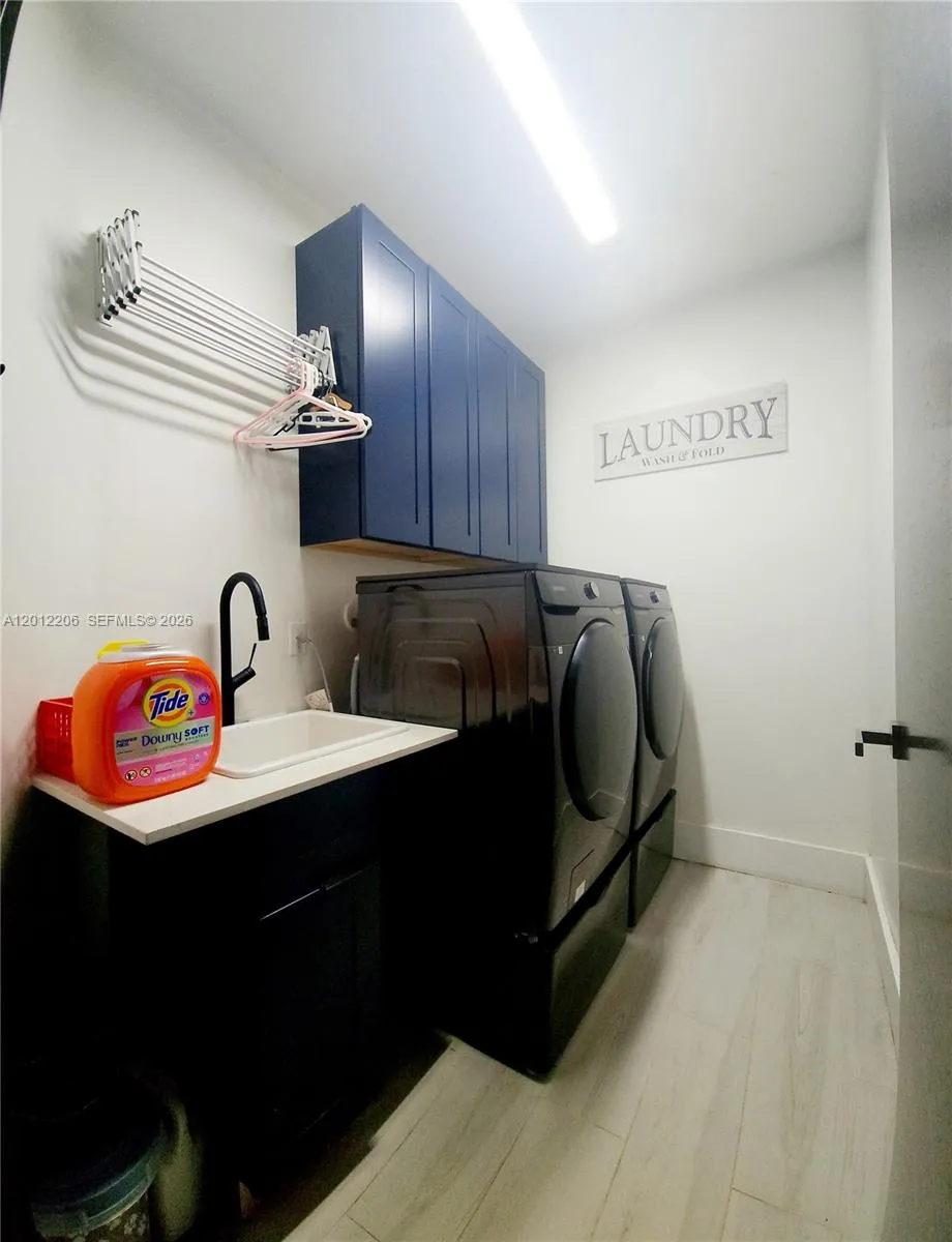 1489 Lantana Ct, Weston, Florida 33326, Weston, Florida 33326, 4 Bedrooms Bedrooms, ,3 BathroomsBathrooms,Residential Lease,For Rent,1489 Lantana Ct, Weston, Florida 33326,A12012206