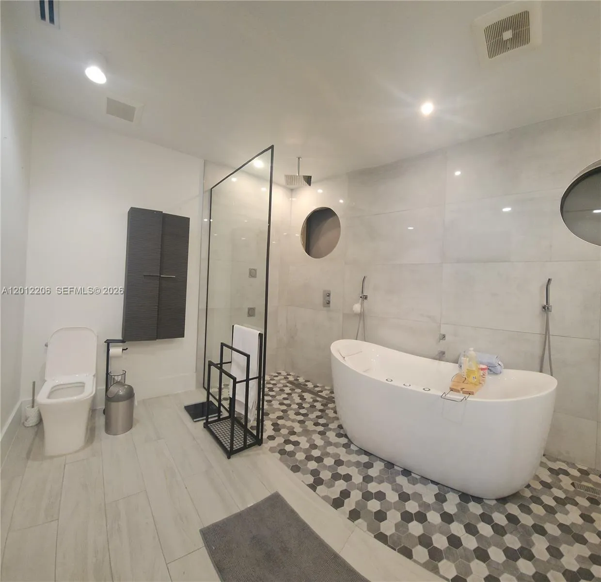 1489 Lantana Ct, Weston, Florida 33326, Weston, Florida 33326, 4 Bedrooms Bedrooms, ,3 BathroomsBathrooms,Residential Lease,For Rent,1489 Lantana Ct, Weston, Florida 33326,A12012206