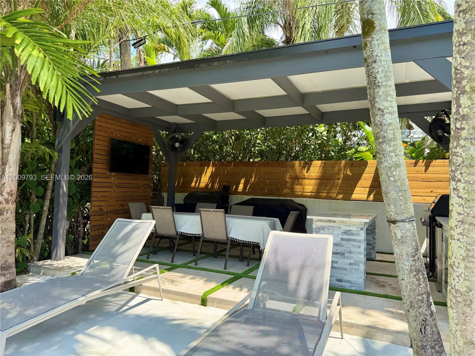823 Ne 107th St, Biscayne Park, Florida 33161, Biscayne Park, Florida 33161, 2 Bedrooms Bedrooms, ,2 BathroomsBathrooms,Residential,For Sale,823 Ne 107th St, Biscayne Park, Florida 33161,A12009793