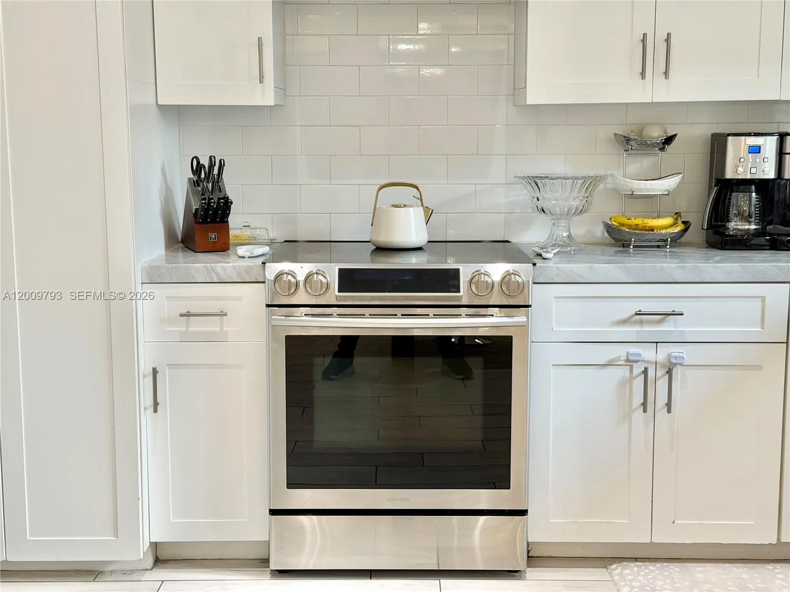 823 Ne 107th St, Biscayne Park, Florida 33161, Biscayne Park, Florida 33161, 2 Bedrooms Bedrooms, ,2 BathroomsBathrooms,Residential,For Sale,823 Ne 107th St, Biscayne Park, Florida 33161,A12009793
