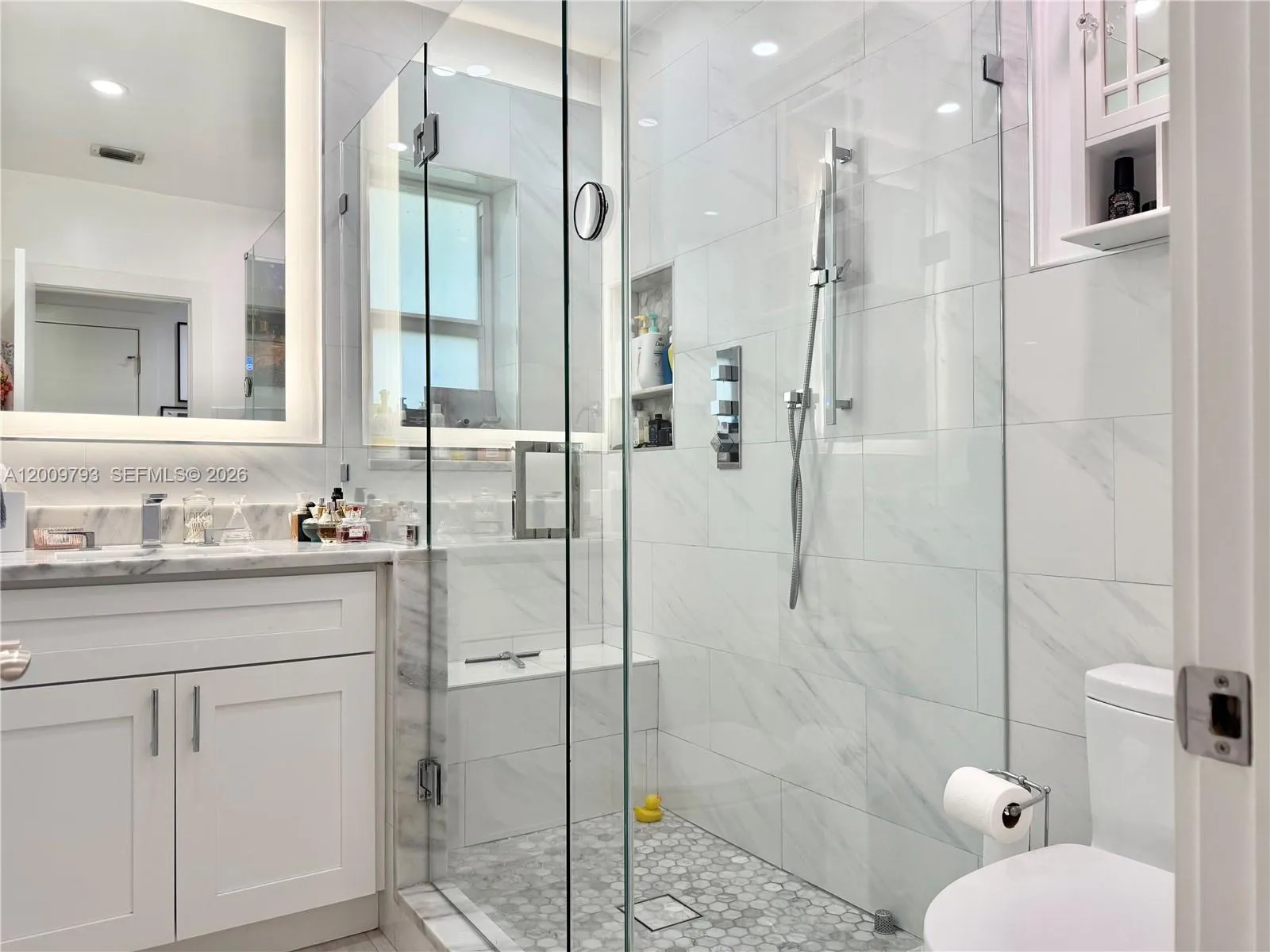 823 Ne 107th St, Biscayne Park, Florida 33161, Biscayne Park, Florida 33161, 2 Bedrooms Bedrooms, ,2 BathroomsBathrooms,Residential,For Sale,823 Ne 107th St, Biscayne Park, Florida 33161,A12009793