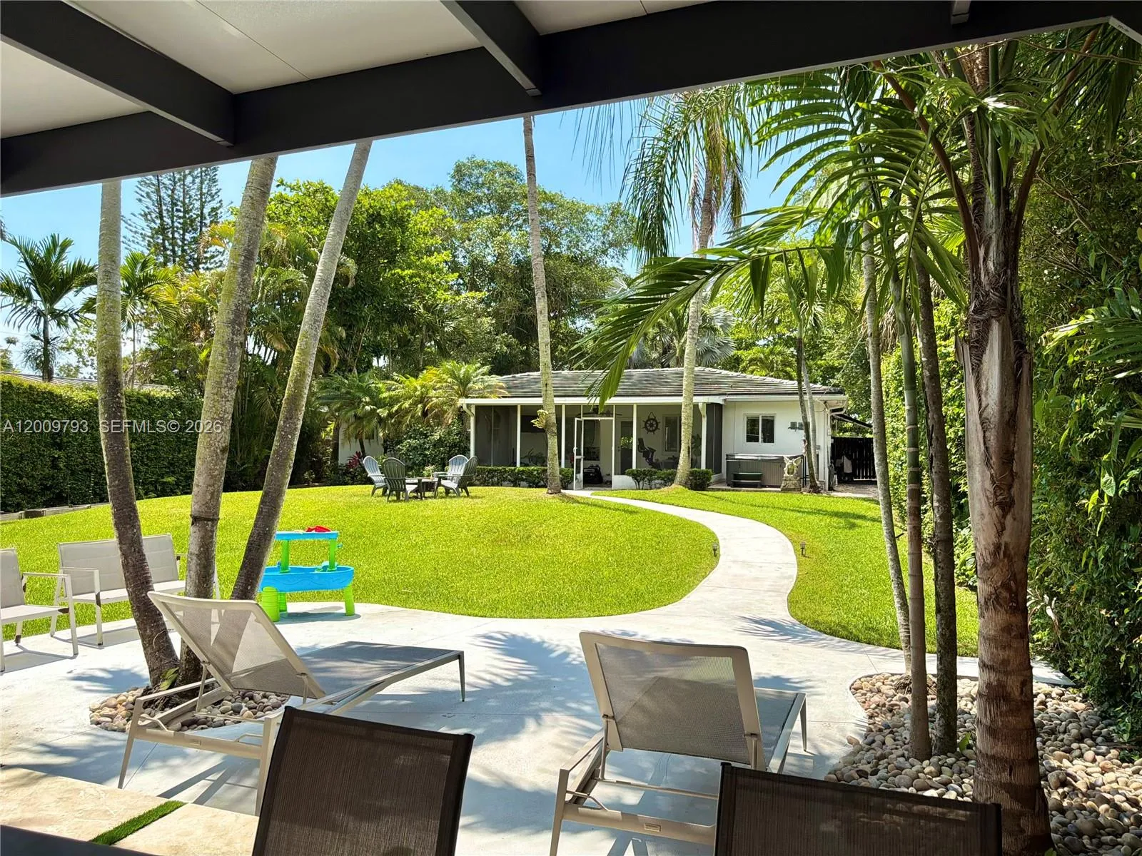823 Ne 107th St, Biscayne Park, Florida 33161, Biscayne Park, Florida 33161, 2 Bedrooms Bedrooms, ,2 BathroomsBathrooms,Residential,For Sale,823 Ne 107th St, Biscayne Park, Florida 33161,A12009793
