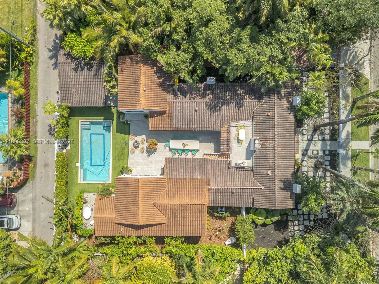 1321 Tyler St, Hollywood, Florida 33019, Hollywood, Florida 33019, 4 Bedrooms Bedrooms, ,5 BathroomsBathrooms,Residential,For Sale,1321 Tyler St, Hollywood, Florida 33019,A11996327