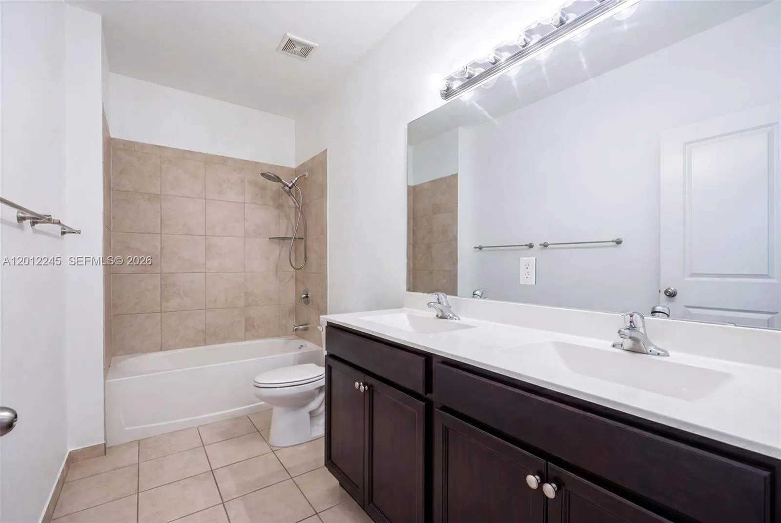2371 Se 1st Ct, Homestead, Florida 33033, Homestead, Florida 33033, 4 Bedrooms Bedrooms, ,3 BathroomsBathrooms,Residential,For Sale,2371 Se 1st Ct, Homestead, Florida 33033,A12012245