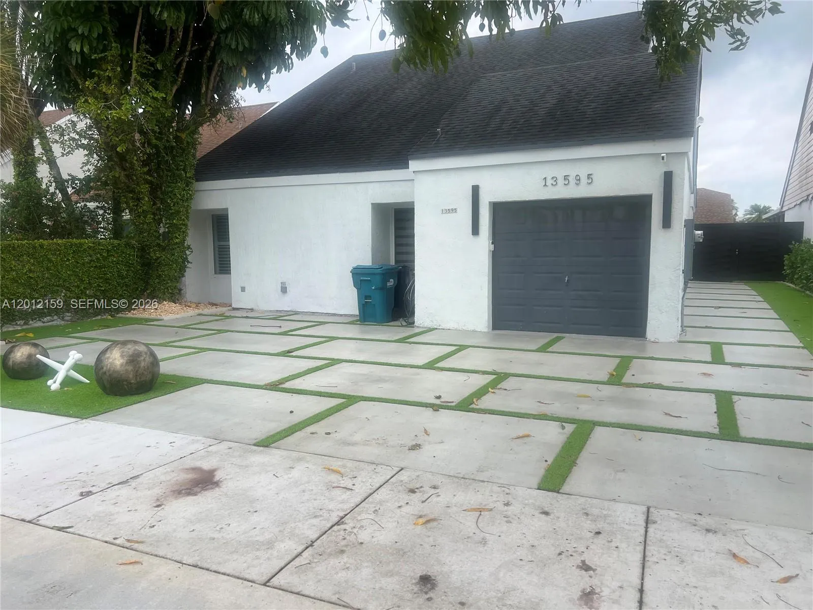 13595 Sw 99th St, Miami, Florida 33186, Miami, Florida 33186, 4 Bedrooms Bedrooms, ,3 BathroomsBathrooms,Residential Lease,For Rent,13595 Sw 99th St, Miami, Florida 33186,A12012159