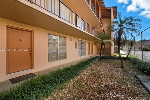 7151 Miami Lakes Dr P-22, Miami Lakes, Florida 330, Miami Lakes, Florida 33014, 1 Bedroom Bedrooms, ,1 BathroomBathrooms,Residential Lease,For Rent,7151 Miami Lakes Dr P-22, Miami Lakes, Florida 330,A12012067