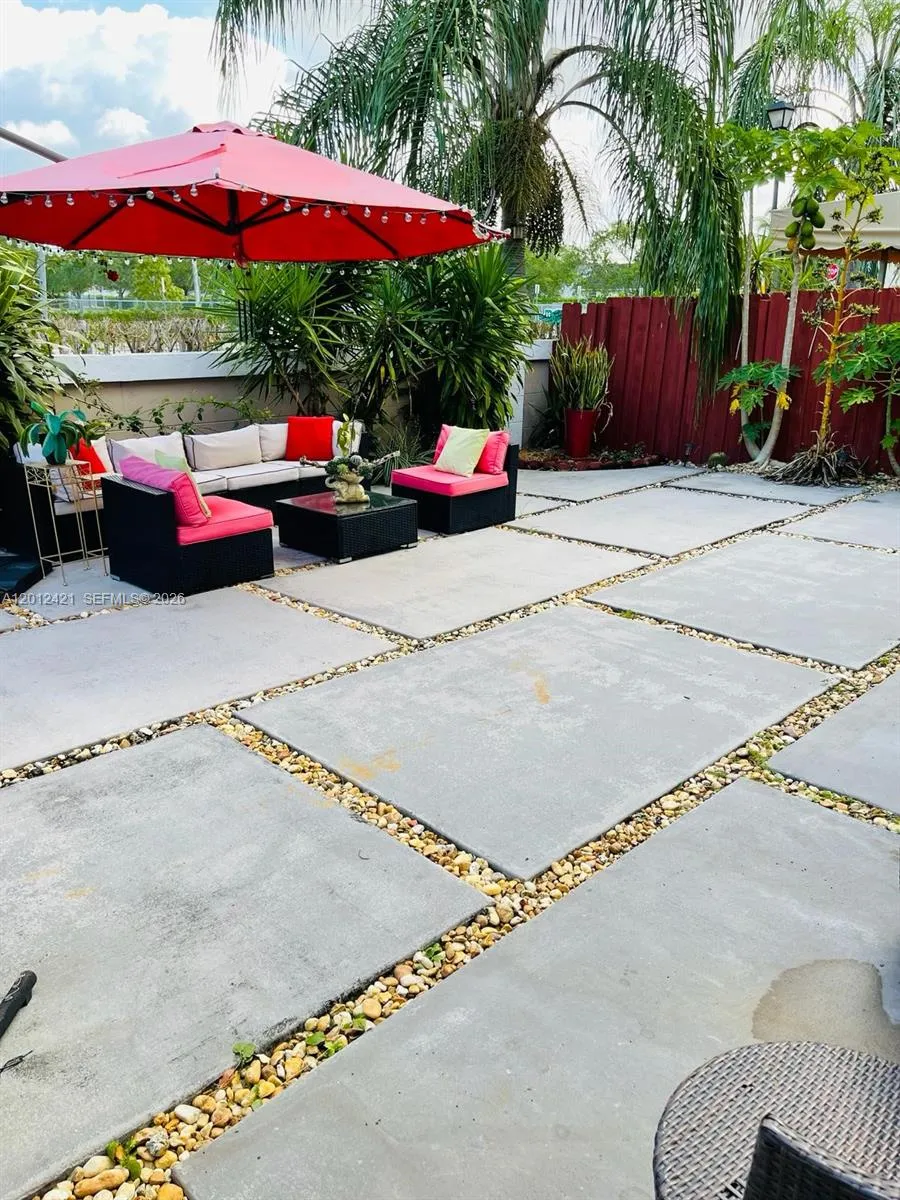 16225 Sw 99th Ter, Miami, Florida 33196, Miami, Florida 33196, 3 Bedrooms Bedrooms, ,2 BathroomsBathrooms,Residential,For Sale,16225 Sw 99th Ter, Miami, Florida 33196,A12012421