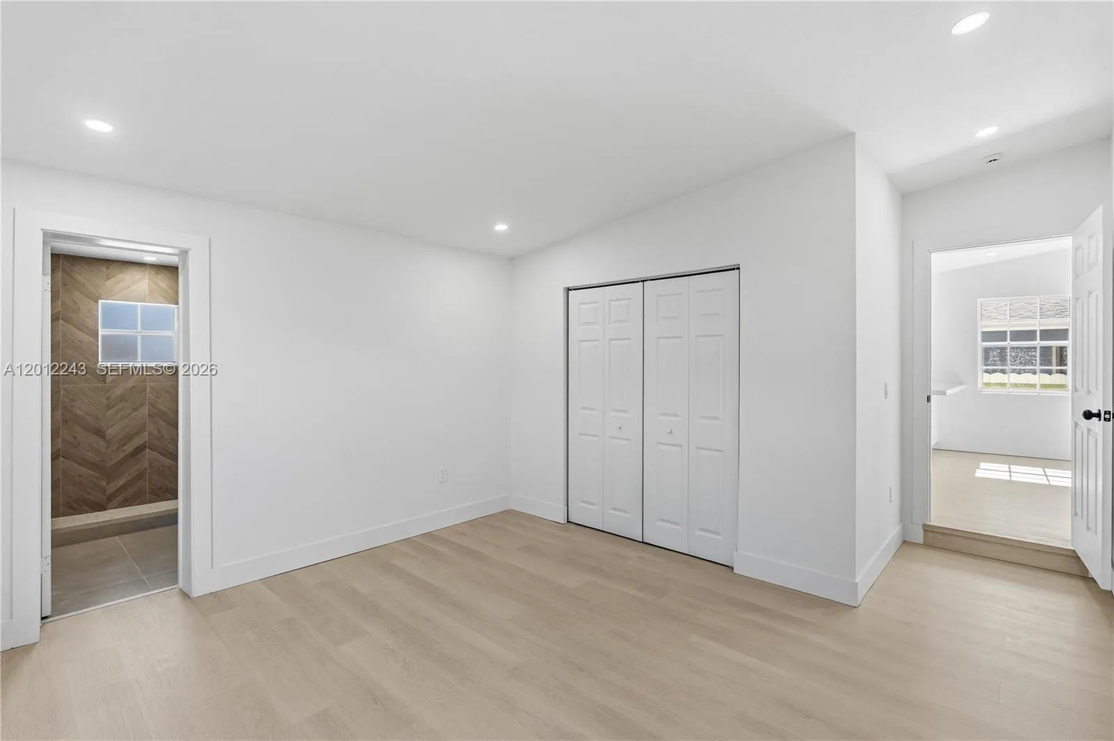 Hialeah, Florida 33013, 4 Bedrooms Bedrooms, ,3 BathroomsBathrooms,Residential,For Sale,A12012243