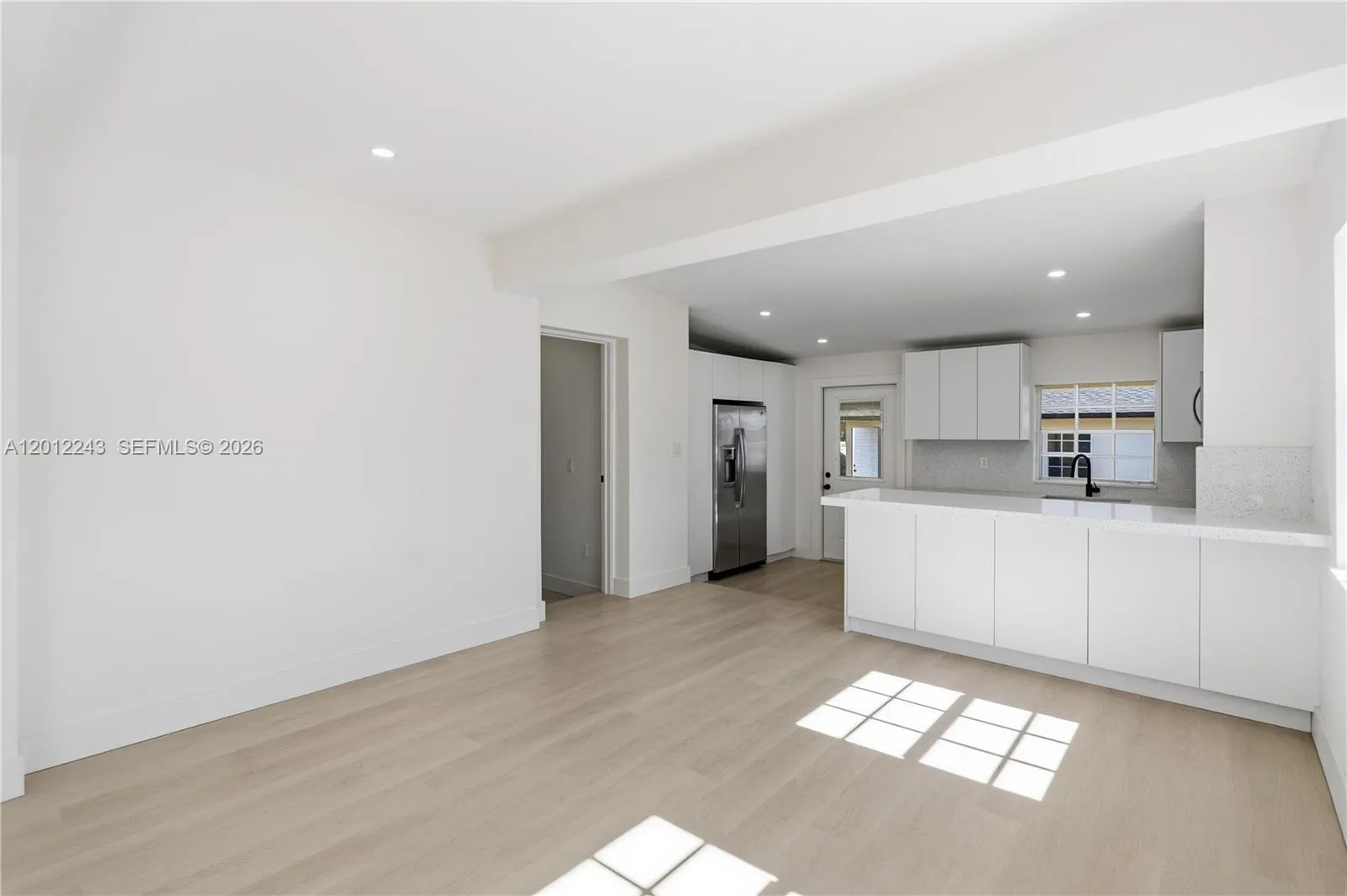 Hialeah, Florida 33013, 4 Bedrooms Bedrooms, ,3 BathroomsBathrooms,Residential,For Sale,A12012243