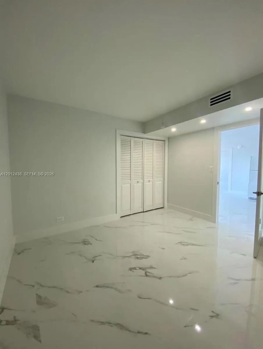 6039 Collins Ave 1033, Miami Beach, Florida 33140, Miami Beach, Florida 33140, 3 Bedrooms Bedrooms, ,2 BathroomsBathrooms,Residential Lease,For Rent,6039 Collins Ave 1033, Miami Beach, Florida 33140,A12012438