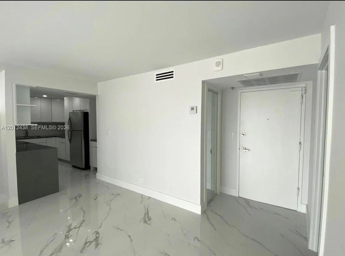6039 Collins Ave 1033, Miami Beach, Florida 33140, Miami Beach, Florida 33140, 3 Bedrooms Bedrooms, ,2 BathroomsBathrooms,Residential Lease,For Rent,6039 Collins Ave 1033, Miami Beach, Florida 33140,A12012438
