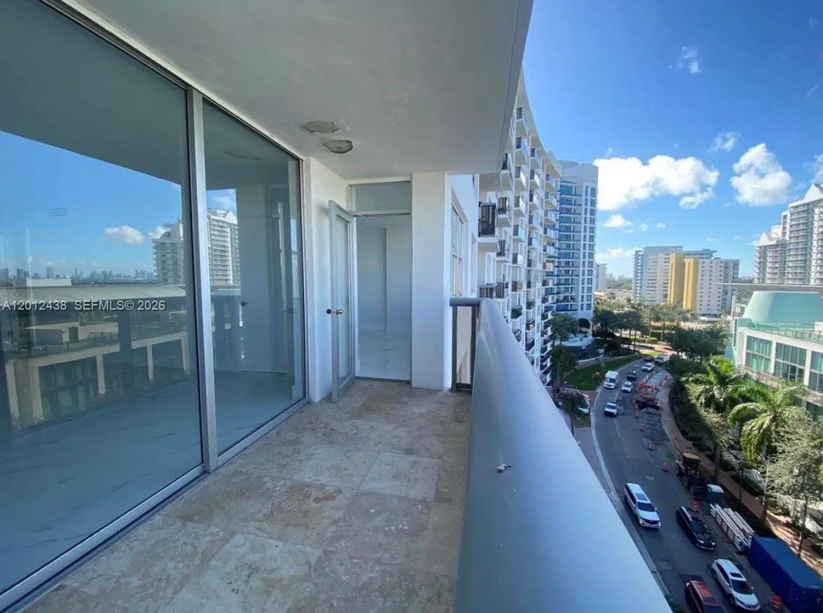 6039 Collins Ave 1033, Miami Beach, Florida 33140, Miami Beach, Florida 33140, 3 Bedrooms Bedrooms, ,2 BathroomsBathrooms,Residential Lease,For Rent,6039 Collins Ave 1033, Miami Beach, Florida 33140,A12012438