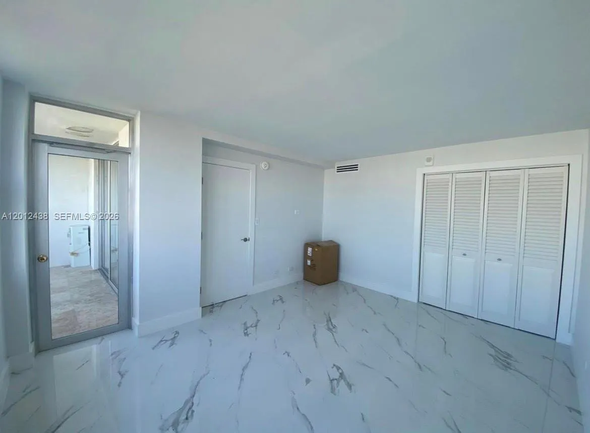 6039 Collins Ave 1033, Miami Beach, Florida 33140, Miami Beach, Florida 33140, 3 Bedrooms Bedrooms, ,2 BathroomsBathrooms,Residential Lease,For Rent,6039 Collins Ave 1033, Miami Beach, Florida 33140,A12012438