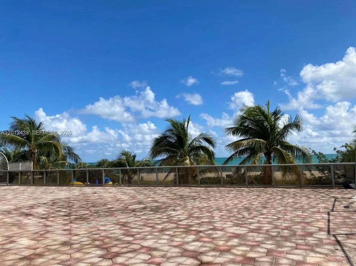 6039 Collins Ave 1033, Miami Beach, Florida 33140, Miami Beach, Florida 33140, 3 Bedrooms Bedrooms, ,2 BathroomsBathrooms,Residential Lease,For Rent,6039 Collins Ave 1033, Miami Beach, Florida 33140,A12012438