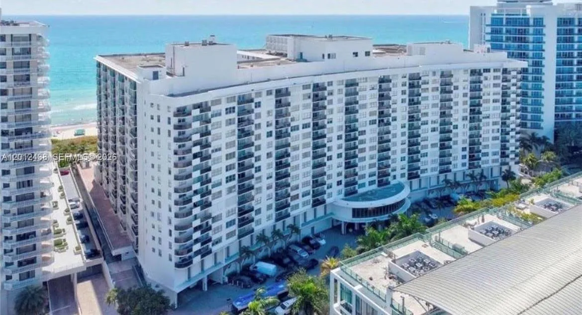 6039 Collins Ave 1033, Miami Beach, Florida 33140, Miami Beach, Florida 33140, 3 Bedrooms Bedrooms, ,2 BathroomsBathrooms,Residential Lease,For Rent,6039 Collins Ave 1033, Miami Beach, Florida 33140,A12012438