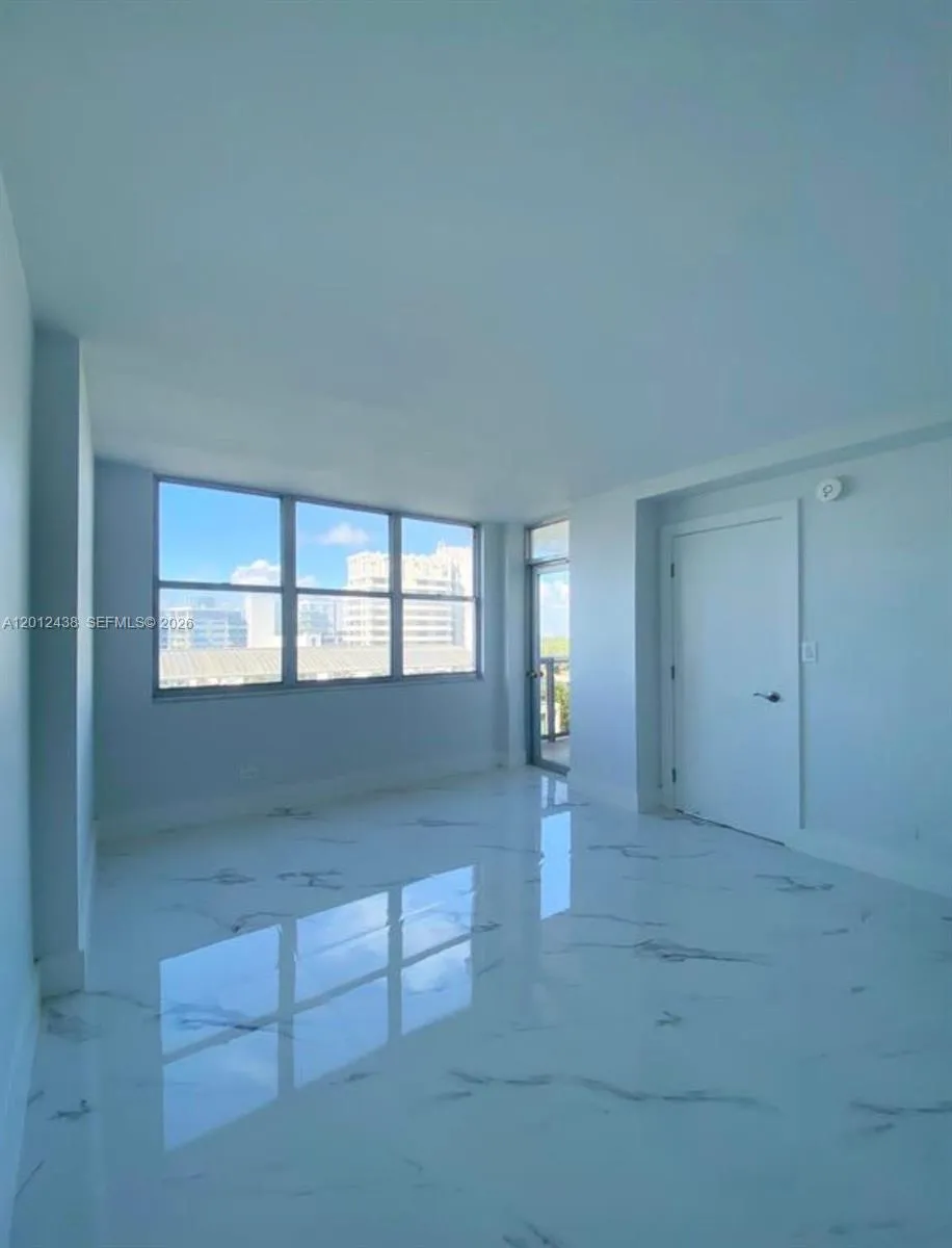 6039 Collins Ave 1033, Miami Beach, Florida 33140, Miami Beach, Florida 33140, 3 Bedrooms Bedrooms, ,2 BathroomsBathrooms,Residential Lease,For Rent,6039 Collins Ave 1033, Miami Beach, Florida 33140,A12012438