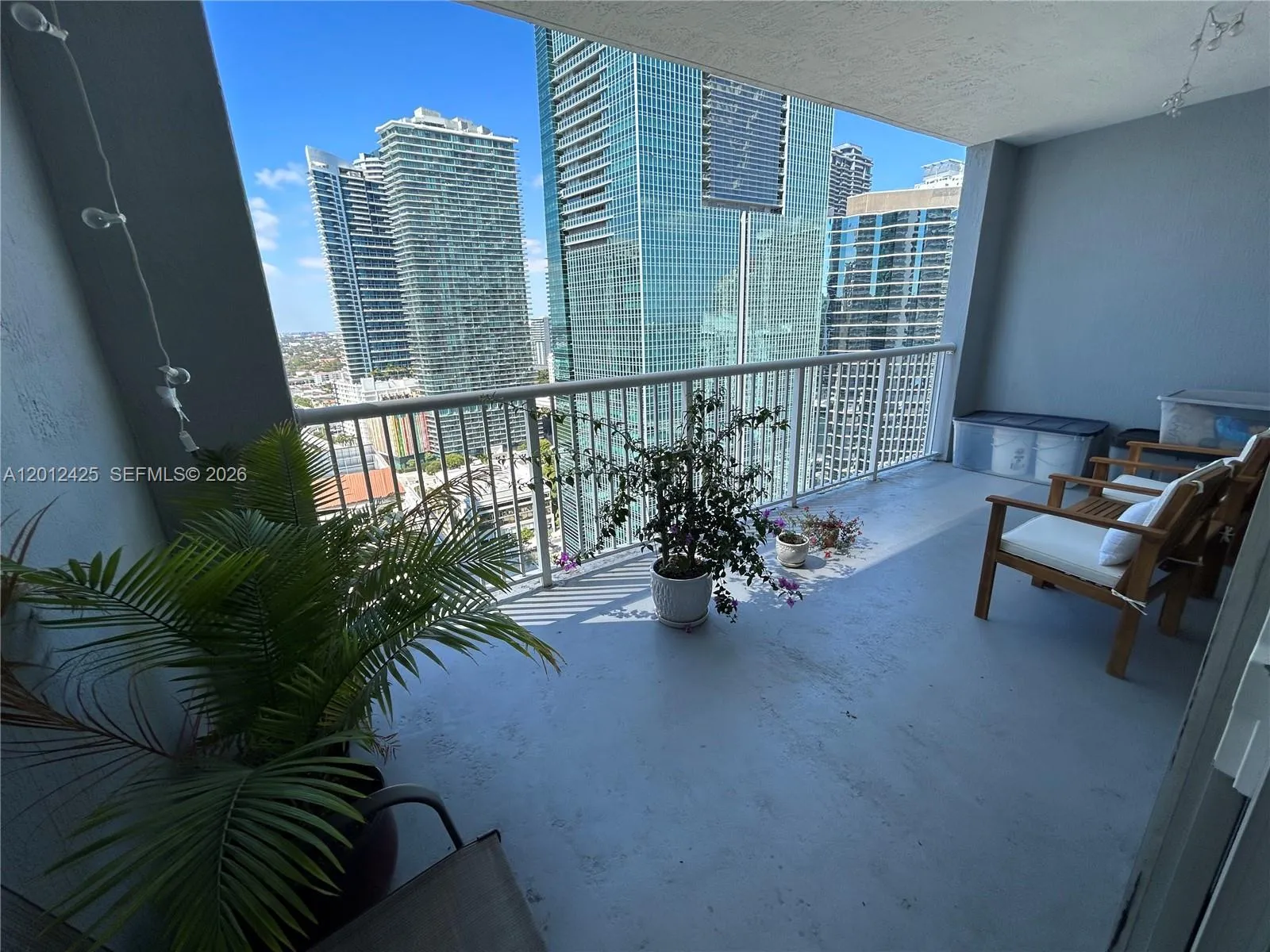 170 Se 14th St 2906, Miami, Florida 33131, Miami, Florida 33131, 1 Bedroom Bedrooms, ,1 BathroomBathrooms,Residential,For Sale,170 Se 14th St 2906, Miami, Florida 33131,A12012425