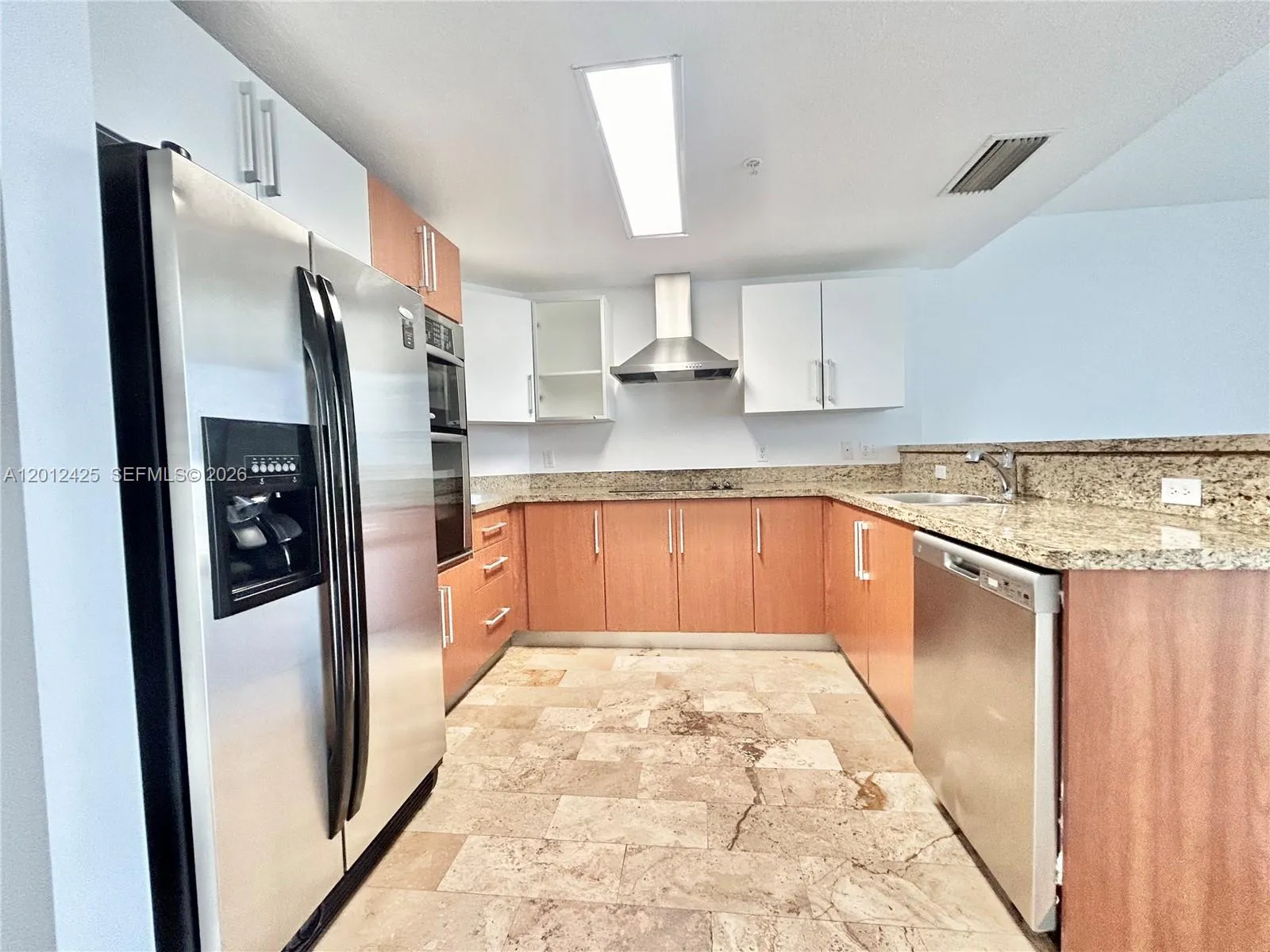 170 Se 14th St 2906, Miami, Florida 33131, Miami, Florida 33131, 1 Bedroom Bedrooms, ,1 BathroomBathrooms,Residential,For Sale,170 Se 14th St 2906, Miami, Florida 33131,A12012425