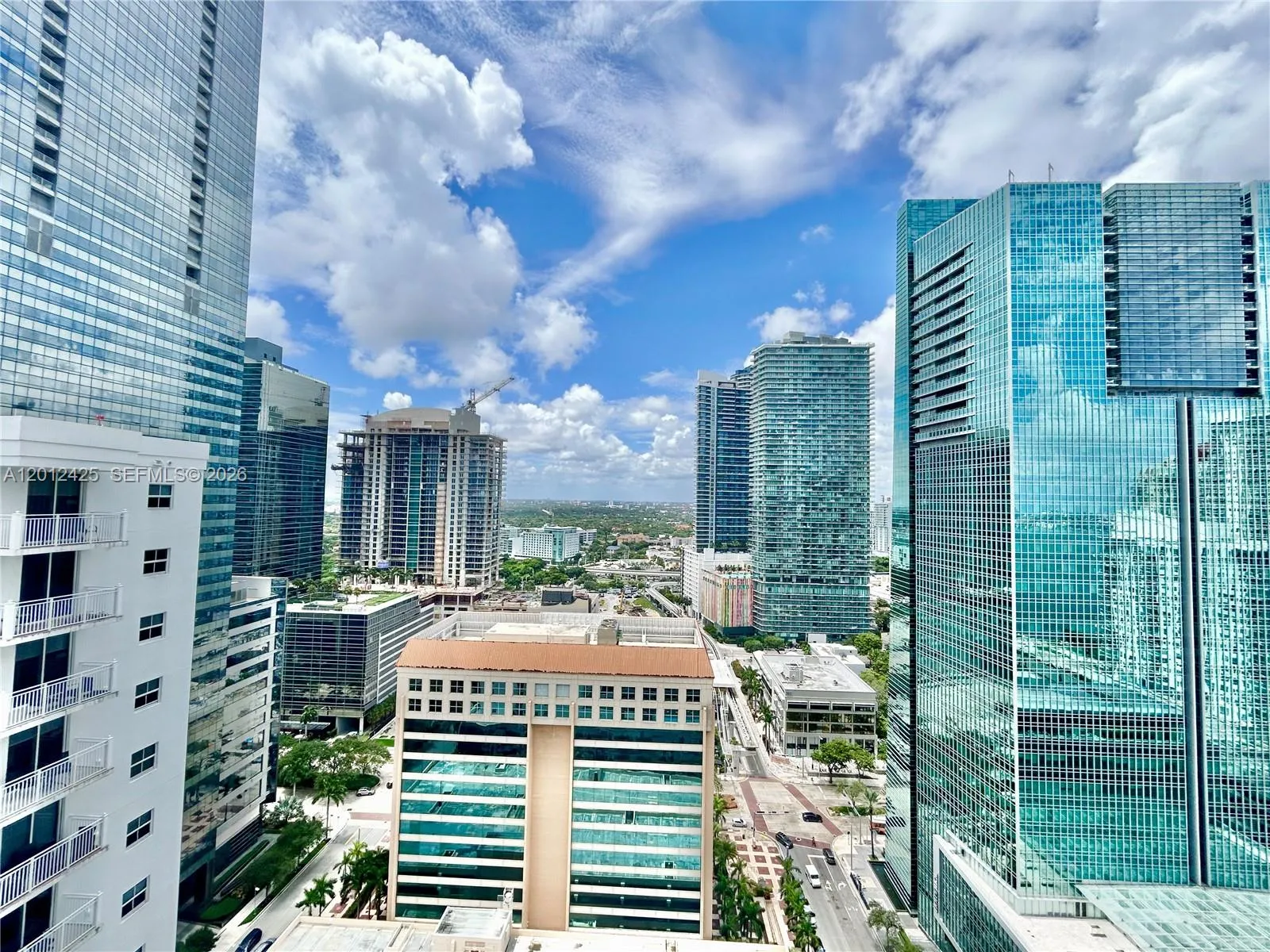170 Se 14th St 2906, Miami, Florida 33131, Miami, Florida 33131, 1 Bedroom Bedrooms, ,1 BathroomBathrooms,Residential,For Sale,170 Se 14th St 2906, Miami, Florida 33131,A12012425