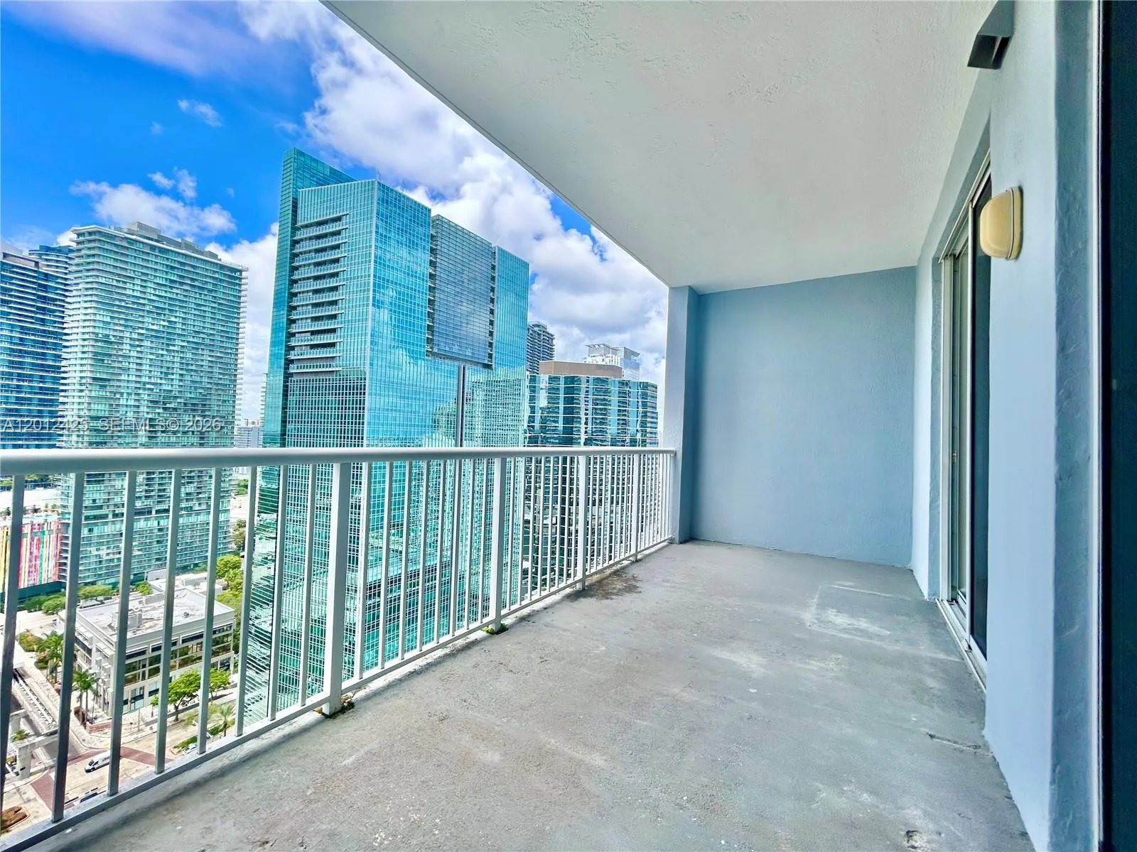 170 Se 14th St 2906, Miami, Florida 33131, Miami, Florida 33131, 1 Bedroom Bedrooms, ,1 BathroomBathrooms,Residential,For Sale,170 Se 14th St 2906, Miami, Florida 33131,A12012425