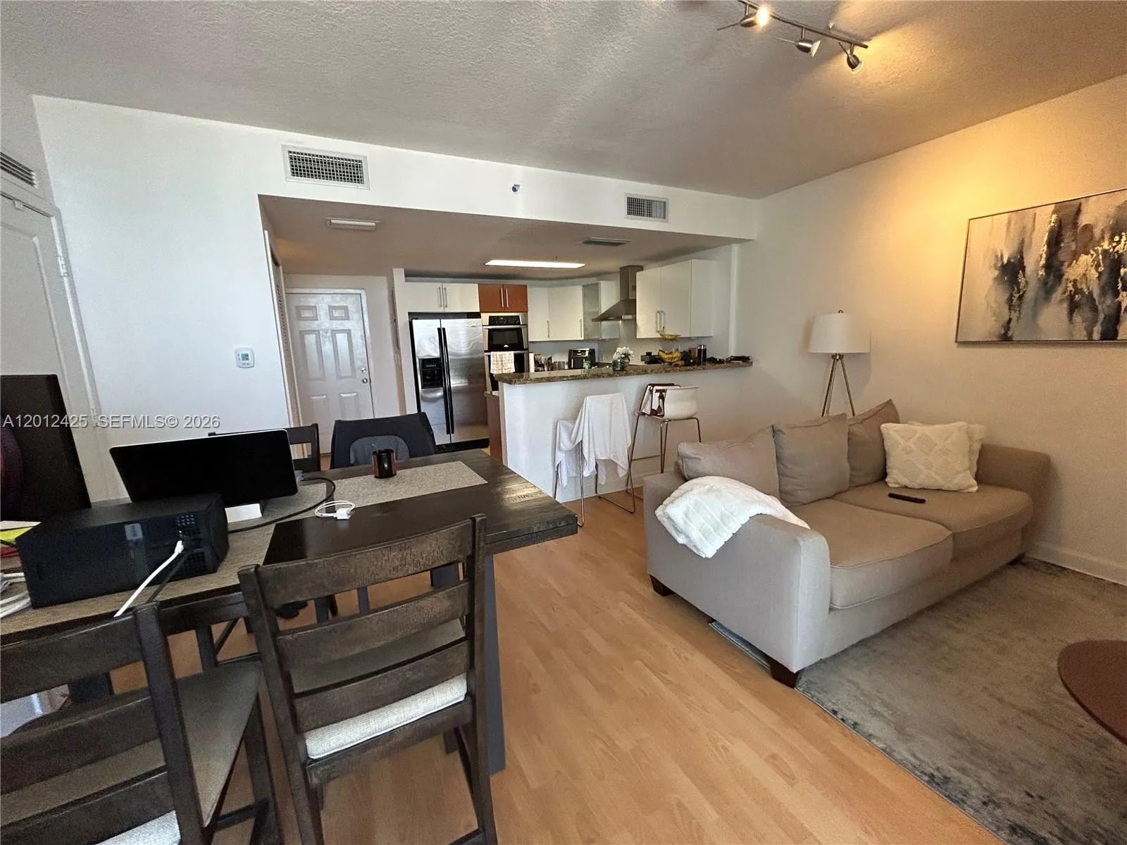 170 Se 14th St 2906, Miami, Florida 33131, Miami, Florida 33131, 1 Bedroom Bedrooms, ,1 BathroomBathrooms,Residential,For Sale,170 Se 14th St 2906, Miami, Florida 33131,A12012425