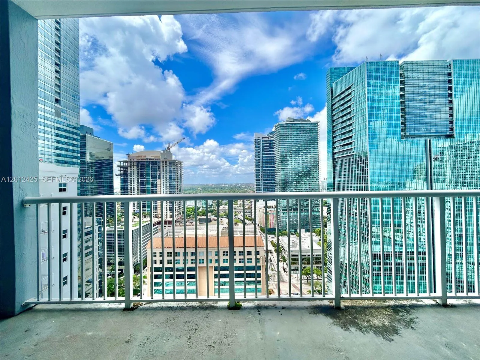 170 Se 14th St 2906, Miami, Florida 33131, Miami, Florida 33131, 1 Bedroom Bedrooms, ,1 BathroomBathrooms,Residential,For Sale,170 Se 14th St 2906, Miami, Florida 33131,A12012425