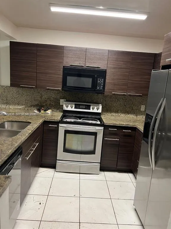 5955 Nw 25th Ct 208, Sunrise, Florida 33313, Sunrise, Florida 33313, 4 Bedrooms Bedrooms, ,2 BathroomsBathrooms,Residential,For Sale,5955 Nw 25th Ct 208, Sunrise, Florida 33313,A12012430
