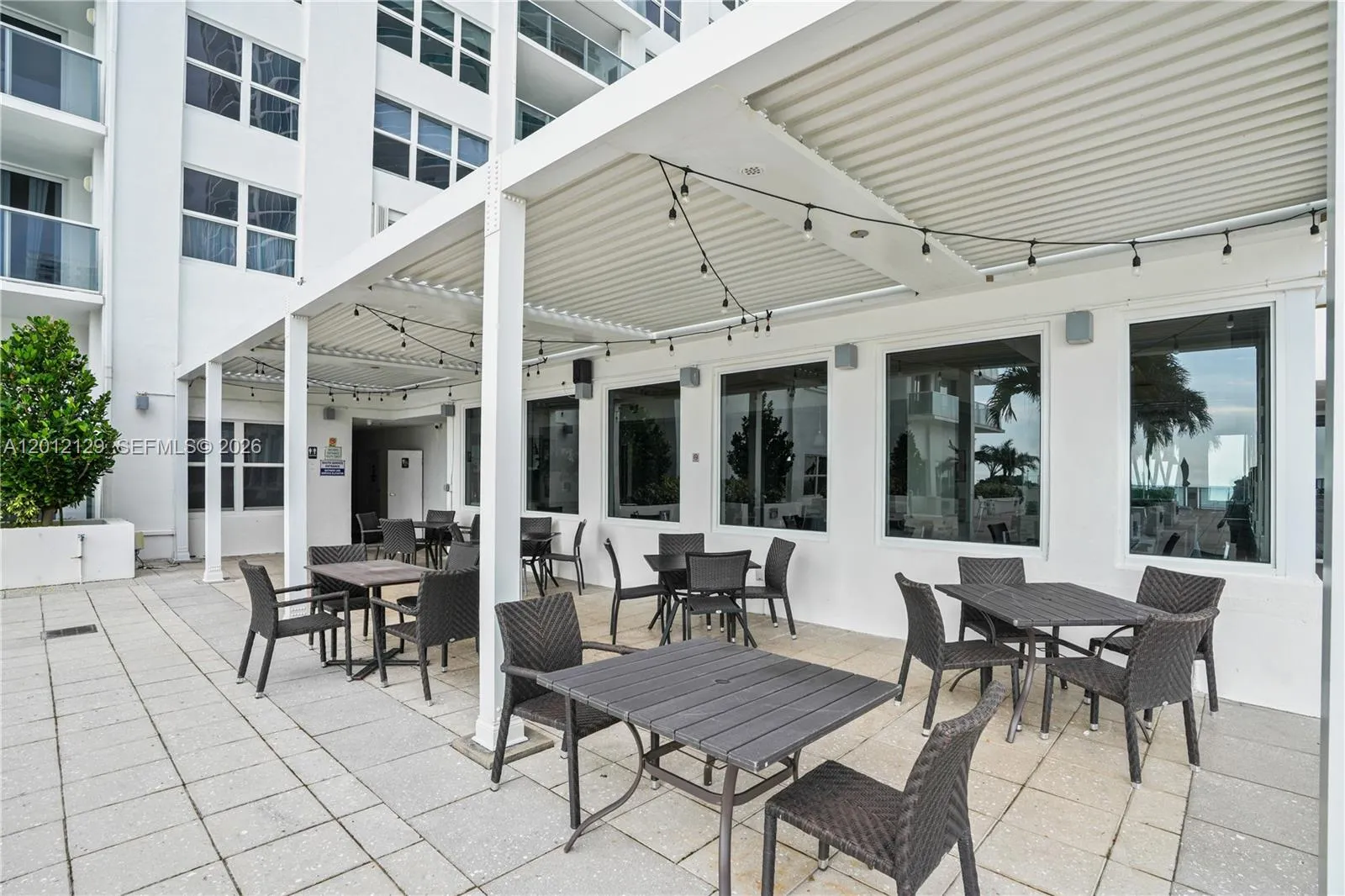 2751 S Ocean Dr 1805s, Hollywood, Florida 33019, Hollywood, Florida 33019, 2 Bedrooms Bedrooms, ,2 BathroomsBathrooms,Residential,For Sale,2751 S Ocean Dr 1805s, Hollywood, Florida 33019,A12012129
