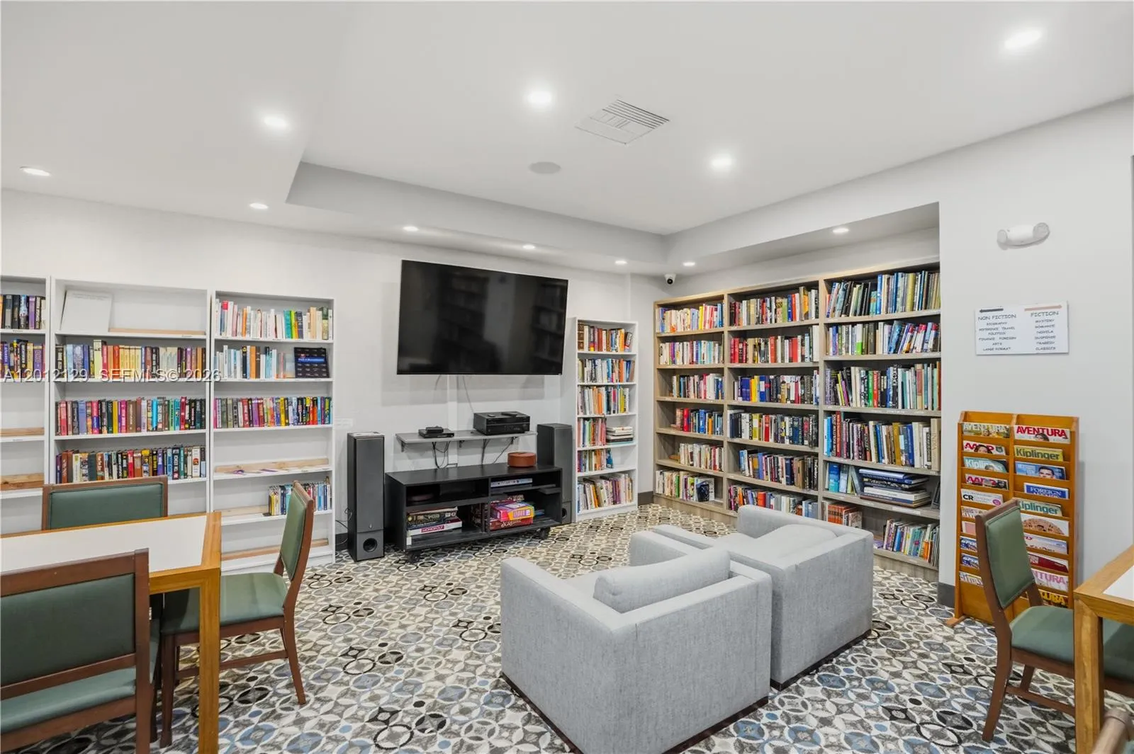 2751 S Ocean Dr 1805s, Hollywood, Florida 33019, Hollywood, Florida 33019, 2 Bedrooms Bedrooms, ,2 BathroomsBathrooms,Residential,For Sale,2751 S Ocean Dr 1805s, Hollywood, Florida 33019,A12012129