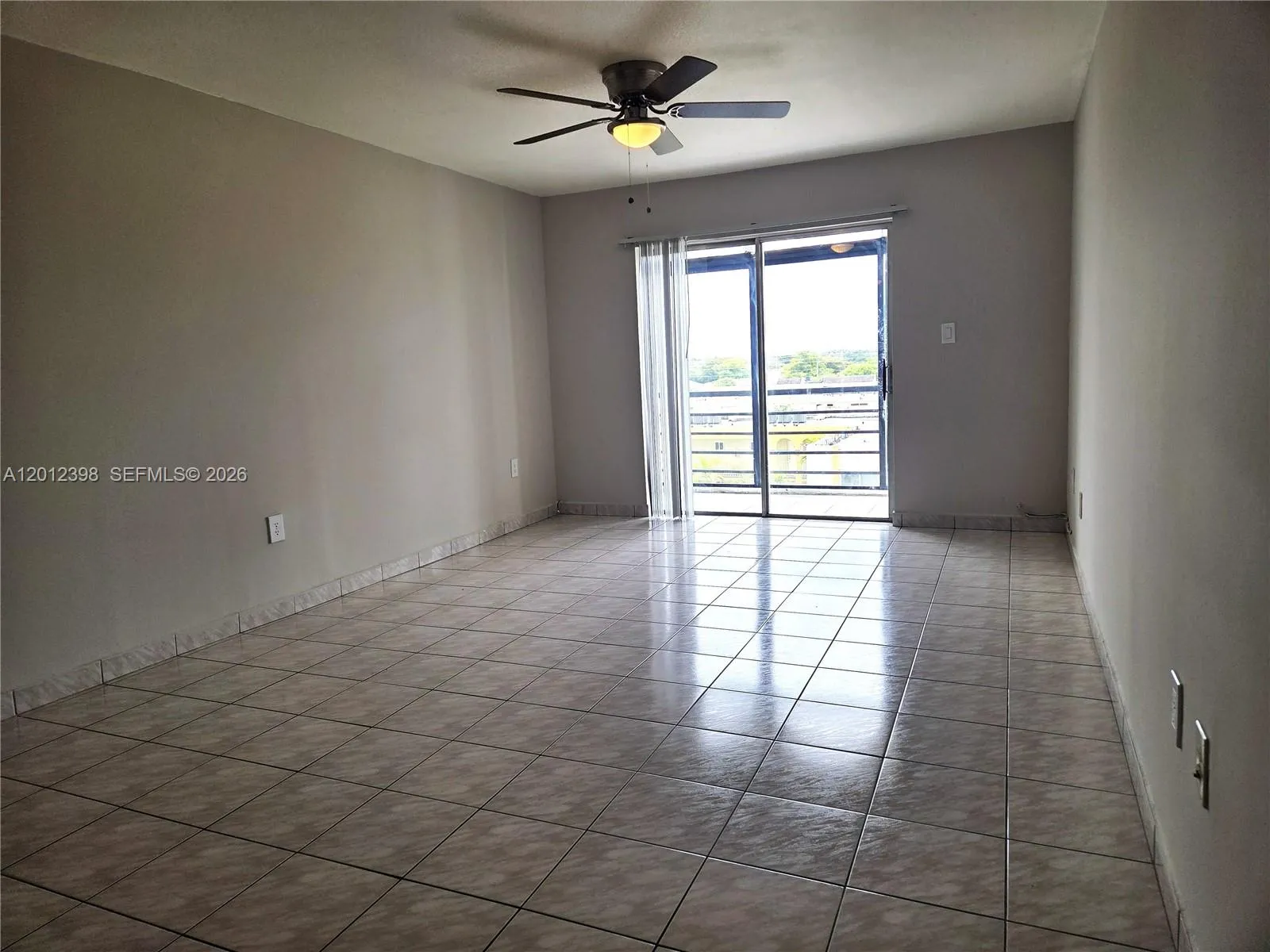 4670 W 13th Ln 507, Hialeah, Florida 33012, Hialeah, Florida 33012, 3 Bedrooms Bedrooms, ,2 BathroomsBathrooms,Residential,For Sale,4670 W 13th Ln 507, Hialeah, Florida 33012,A12012398