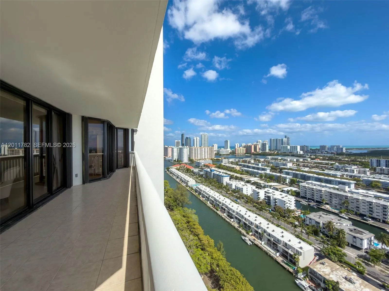 2000 Island Blvd 2503, Aventura, Florida 33160, Aventura, Florida 33160, 2 Bedrooms Bedrooms, ,2 BathroomsBathrooms,Residential,For Sale,2000 Island Blvd 2503, Aventura, Florida 33160,A12011782