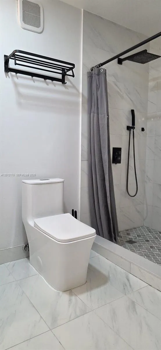 6995 Nw 173rd Dr 2105, Hialeah, Florida 33015, Hialeah, Florida 33015, 3 Bedrooms Bedrooms, ,3 BathroomsBathrooms,Residential Lease,For Rent,6995 Nw 173rd Dr 2105, Hialeah, Florida 33015,A12012178