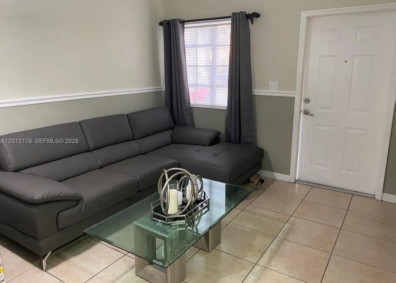 6995 Nw 173rd Dr 2105, Hialeah, Florida 33015, Hialeah, Florida 33015, 3 Bedrooms Bedrooms, ,3 BathroomsBathrooms,Residential Lease,For Rent,6995 Nw 173rd Dr 2105, Hialeah, Florida 33015,A12012178