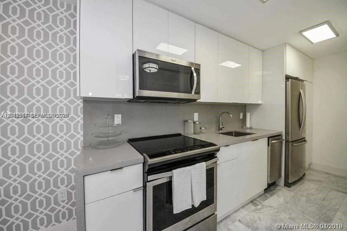 1255 Collins Ave 507, Miami Beach, Florida 33139, Miami Beach, Florida 33139, 1 Bedroom Bedrooms, ,1 BathroomBathrooms,Residential Lease,For Rent,1255 Collins Ave 507, Miami Beach, Florida 33139,A12012517