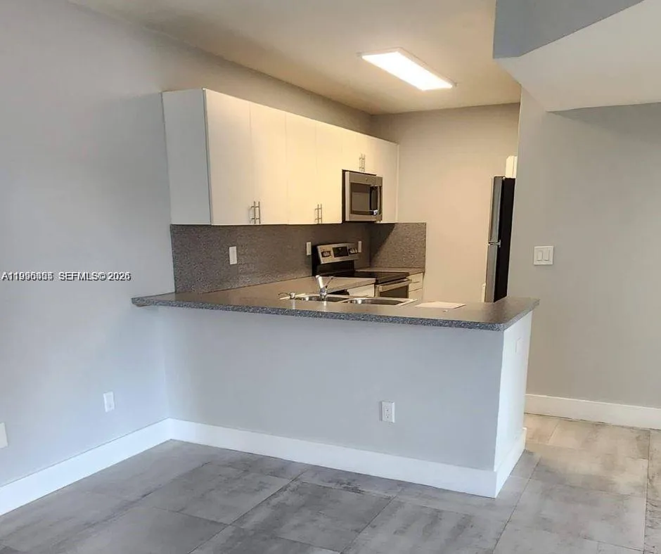 15354 Sw 72nd St 31-11, Miami, Florida 33193, Miami, Florida 33193, 2 Bedrooms Bedrooms, ,2 BathroomsBathrooms,Residential,For Sale,15354 Sw 72nd St 31-11, Miami, Florida 33193,A11996455