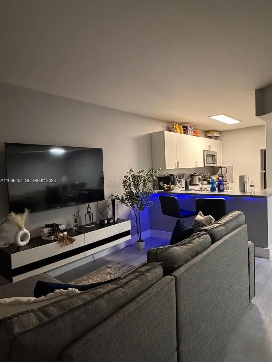15354 Sw 72nd St 31-11, Miami, Florida 33193, Miami, Florida 33193, 2 Bedrooms Bedrooms, ,2 BathroomsBathrooms,Residential,For Sale,15354 Sw 72nd St 31-11, Miami, Florida 33193,A11996455