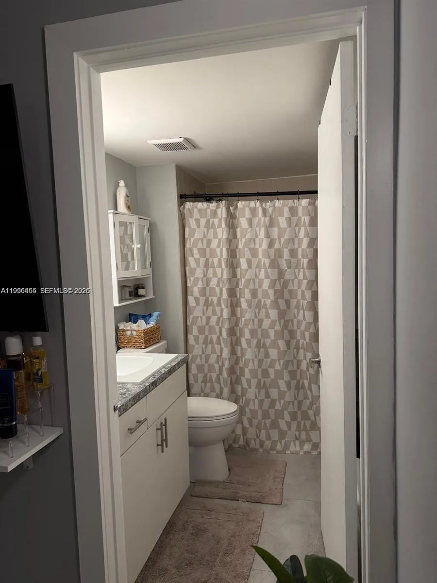 15354 Sw 72nd St 31-11, Miami, Florida 33193, Miami, Florida 33193, 2 Bedrooms Bedrooms, ,2 BathroomsBathrooms,Residential,For Sale,15354 Sw 72nd St 31-11, Miami, Florida 33193,A11996455